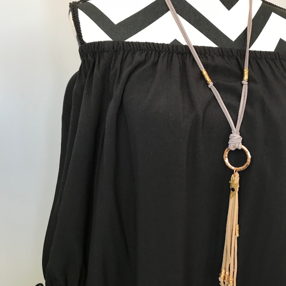 LOFT Off the Shoulder Dress - Picture 4 of 6